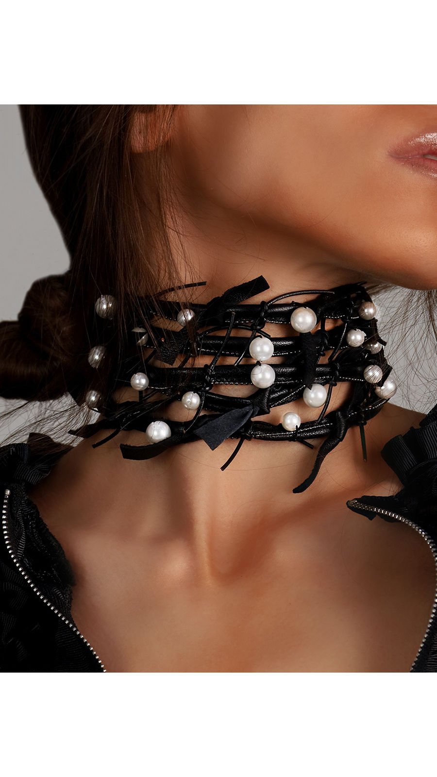 Pellis Deri Choker Kolye