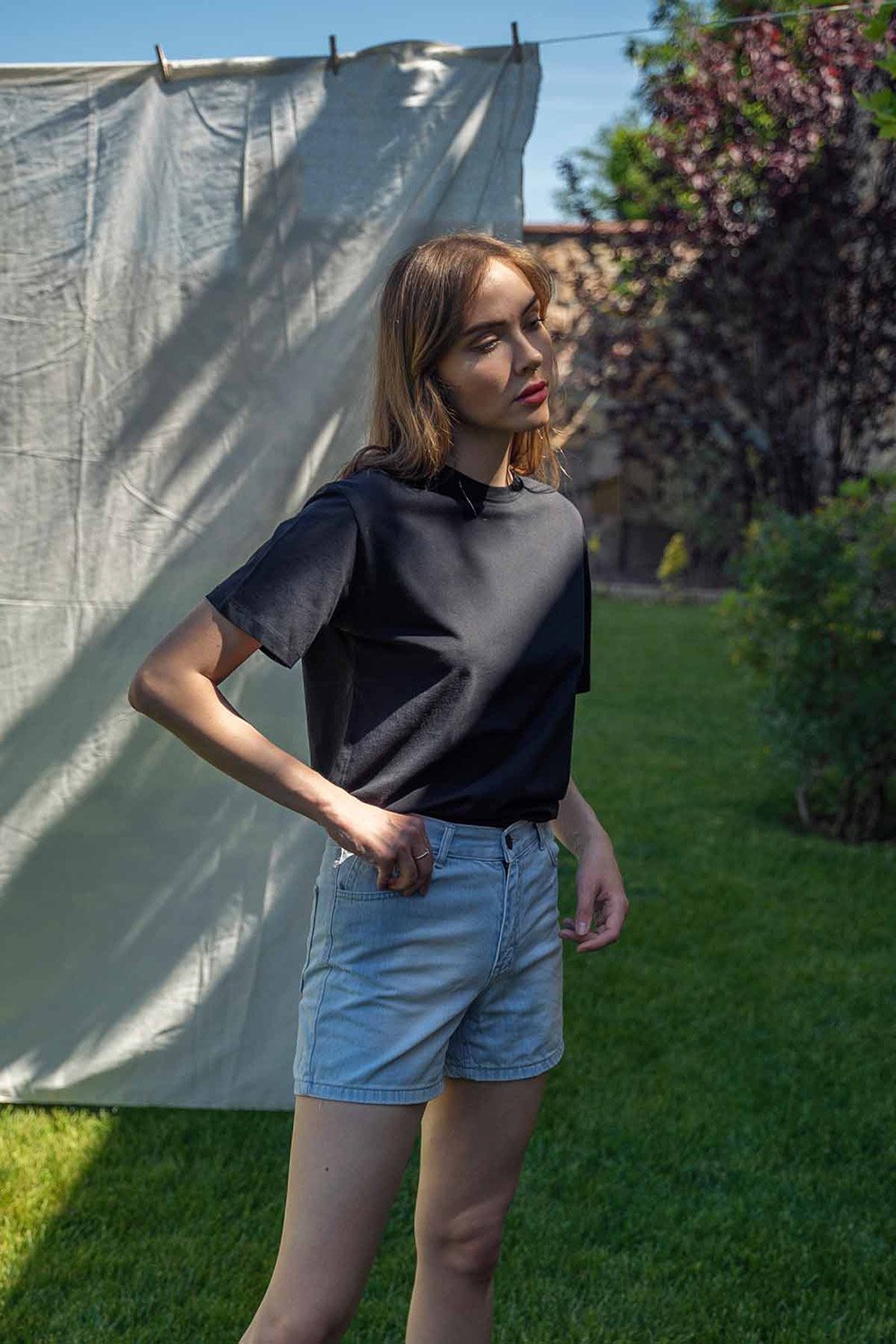 Bed and Beyond-Basic Tshirt - Siyah-T-Shirts-1-Milagron.com