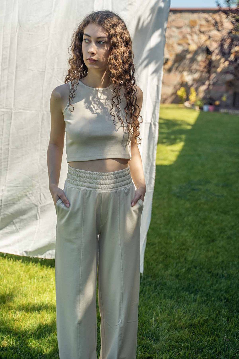 Bed and Beyond-Bol Paça Eşofman Altı - Ekru-Eşofman-1-Milagron.com