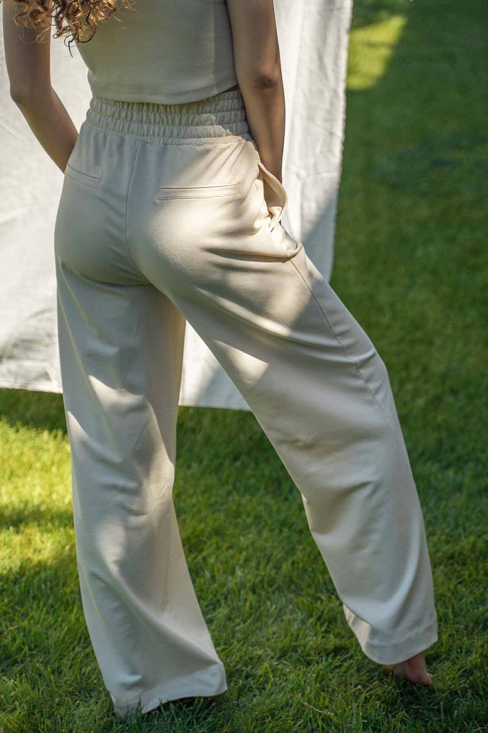 Bed and Beyond-Bol Paça Eşofman Altı - Ekru-Eşofman-2-Milagron.com