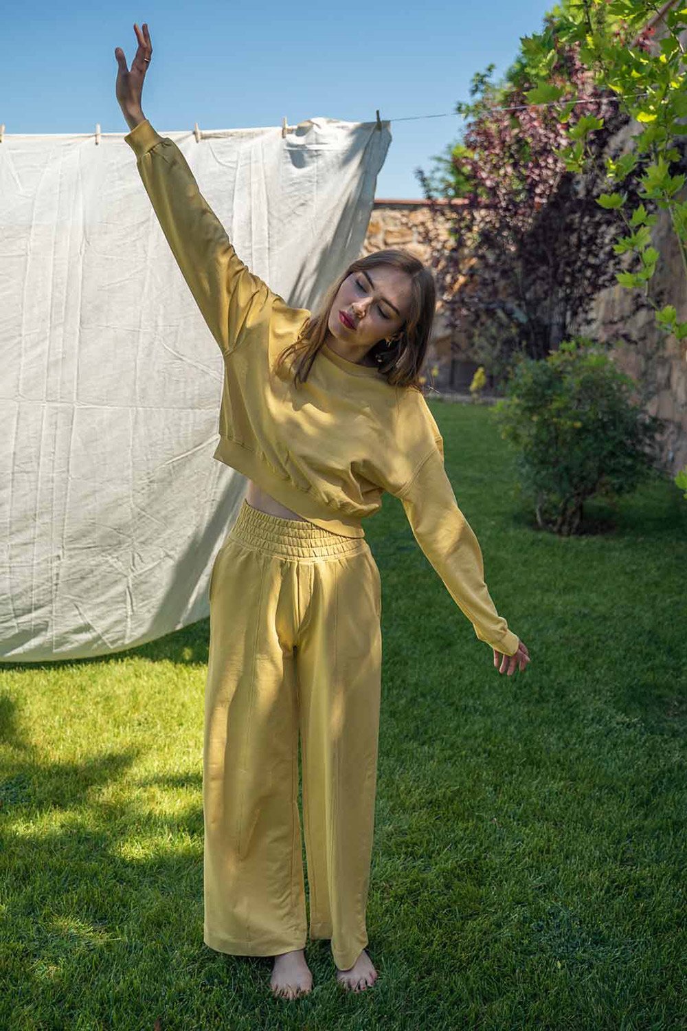 Bed and Beyond-Bol Paça Eşofman Altı - Sarı-Eşofman-1-Milagron.com