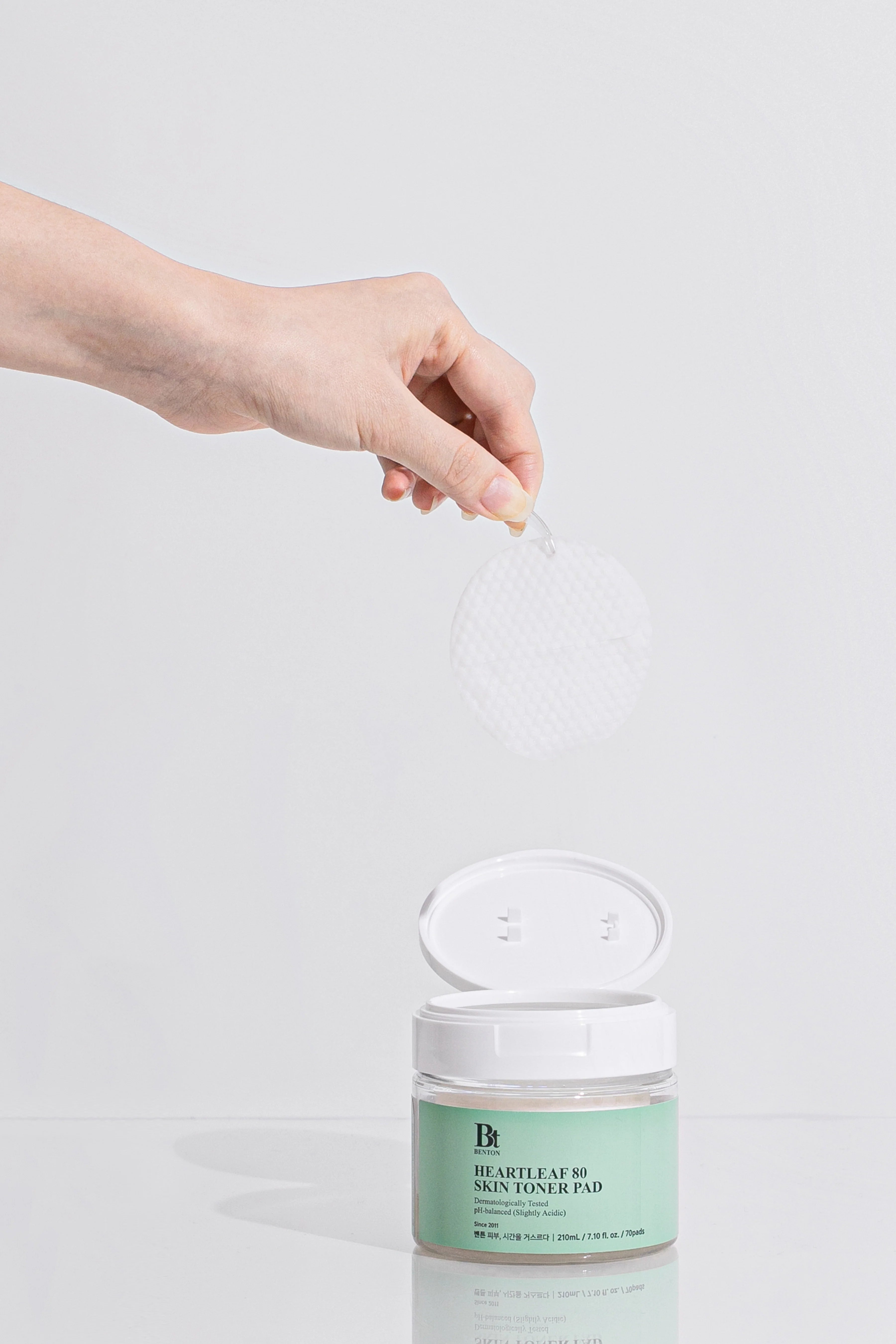 Benton-Benton Heartleaf 80 Skin Toner Pad 70pads Gözenek Sıkılaştırıcı & Yatıştırıcı Cilt Pedleri-Yüz Pedi-6-Milagron.com