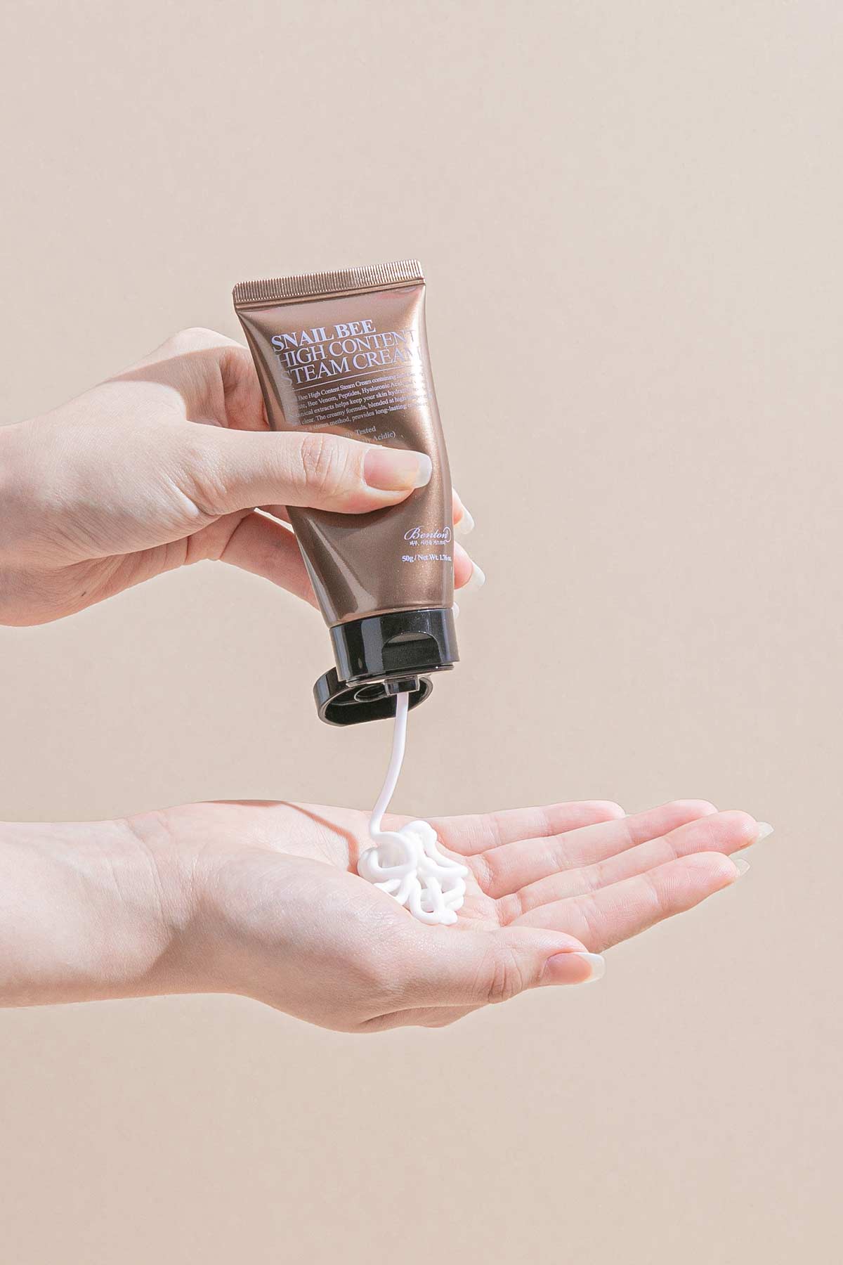 Benton-Snail Bee High Content Steam Cream Salyangoz Özlü Üstün Buhar Karışımı Krem-Yüz Kremi-2-Milagron.com