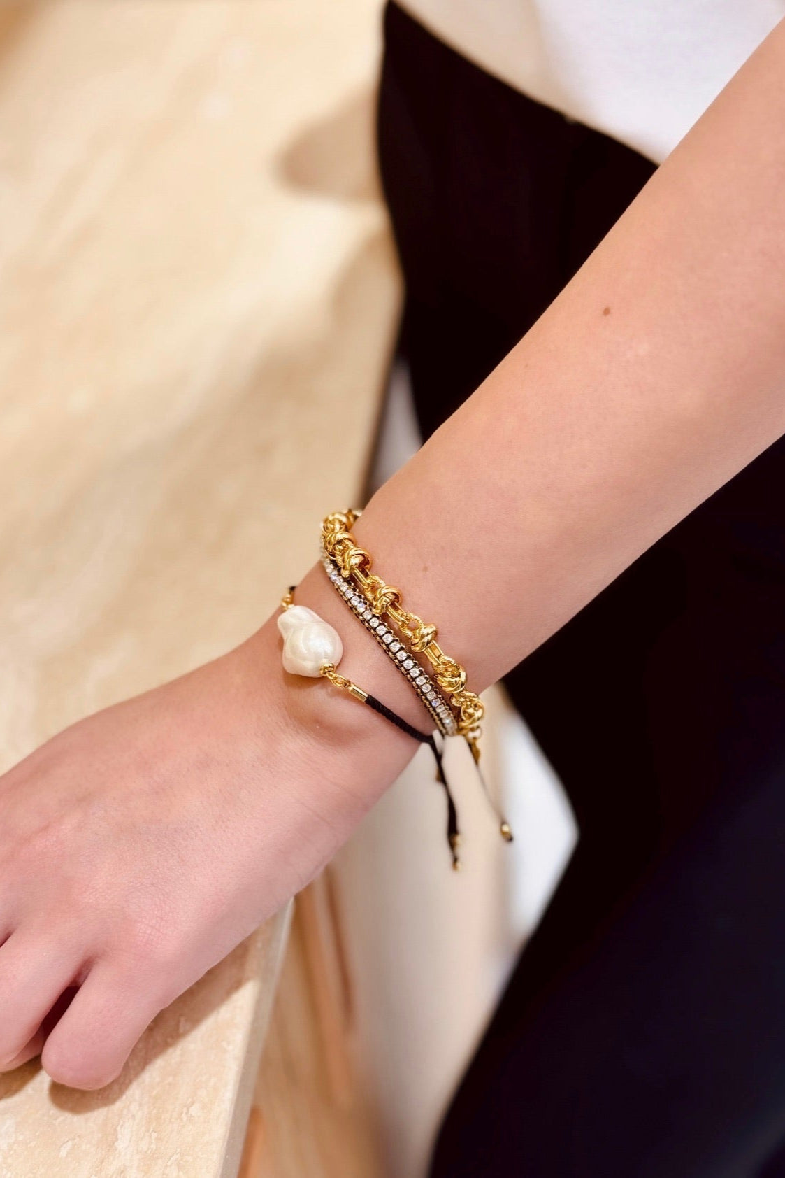 Berrin Özkan-Olympia Knot Chain Bracelet-Bileklik-2-Milagron.com