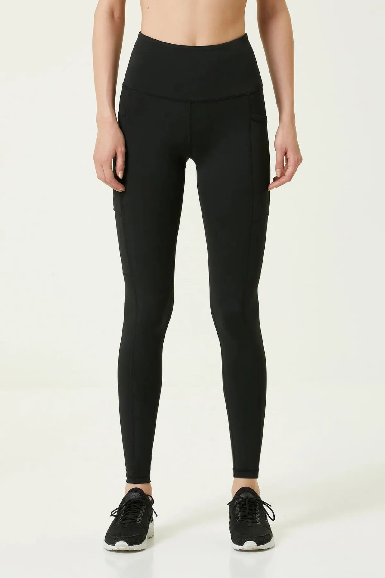 Birdiejay-Birdiesculpt Cargo Leggings Mat Si̇yah Cepli̇ Yoga Ve Spor Tayti-Tayt-2-Milagron.com