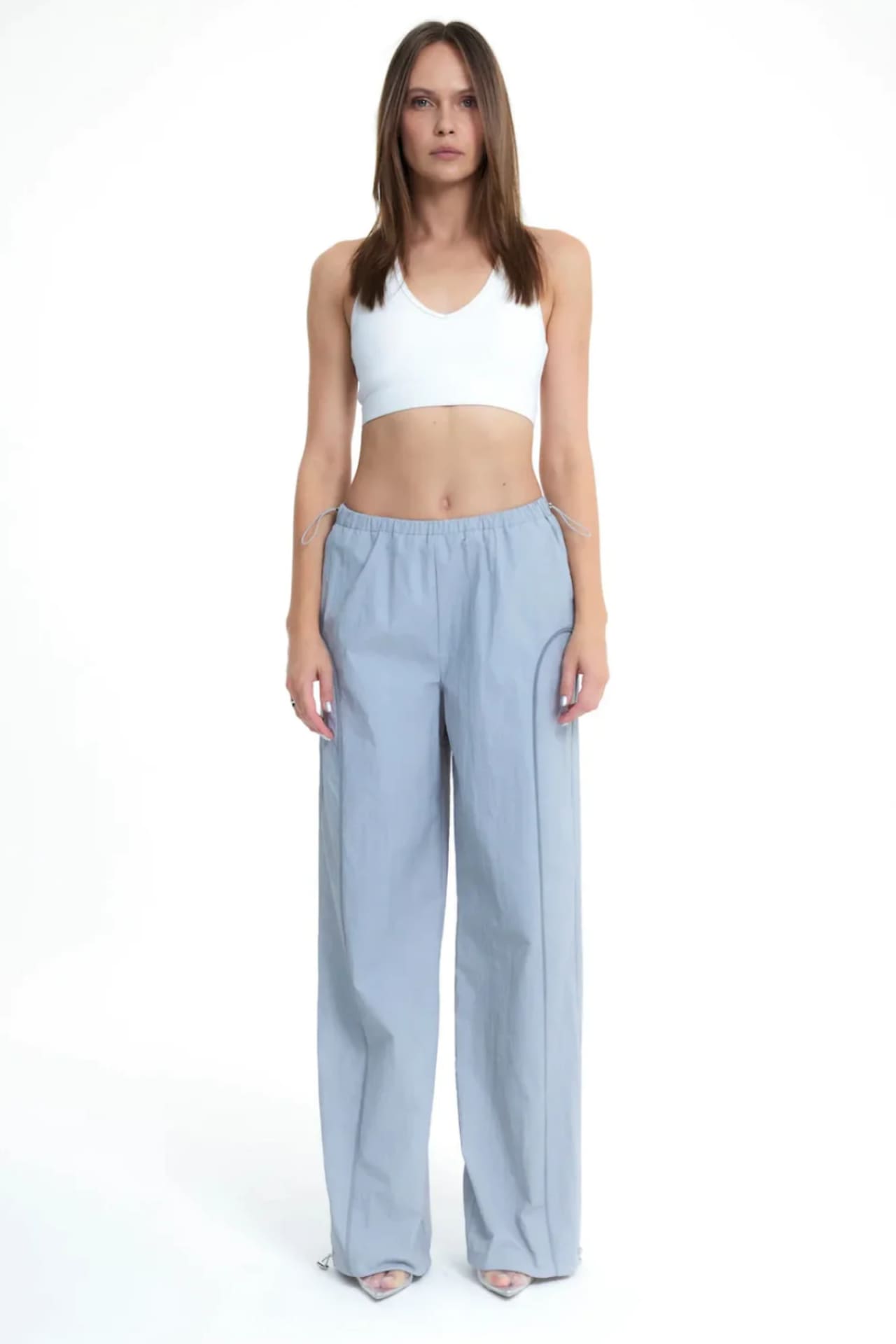 Birdiejay-Morpho Aurora Reflekti̇f Detaylı Paraşüt Pantolon Buz Gri̇si̇-Pantolon-2-Milagron.com