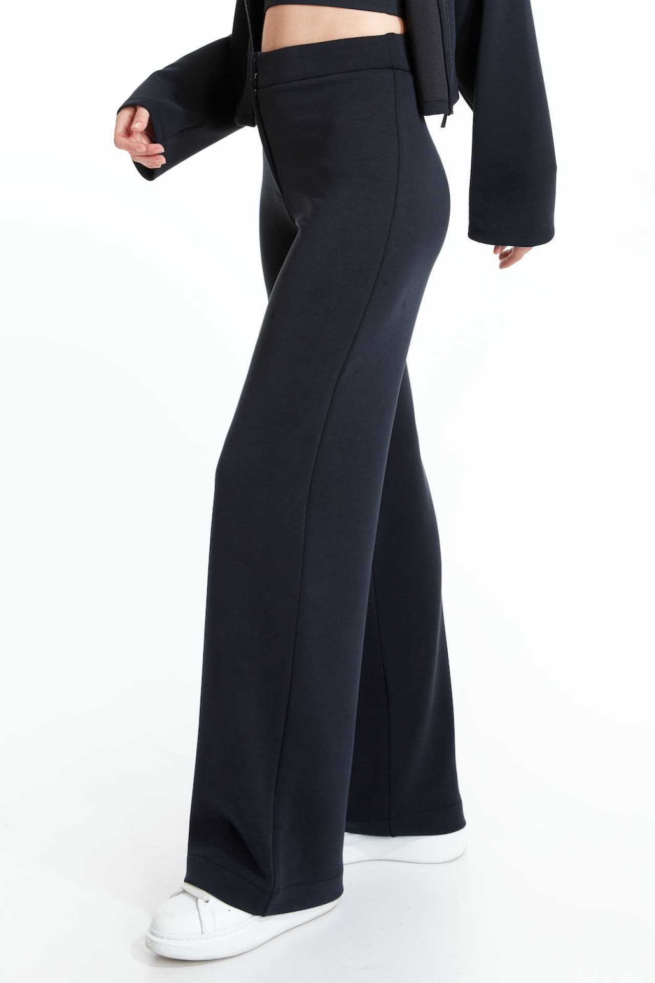 Birdiejay-Power Up Trousers Si̇yah Modal Karişimli Pantolon-Pantolonlar-2-Milagron.com