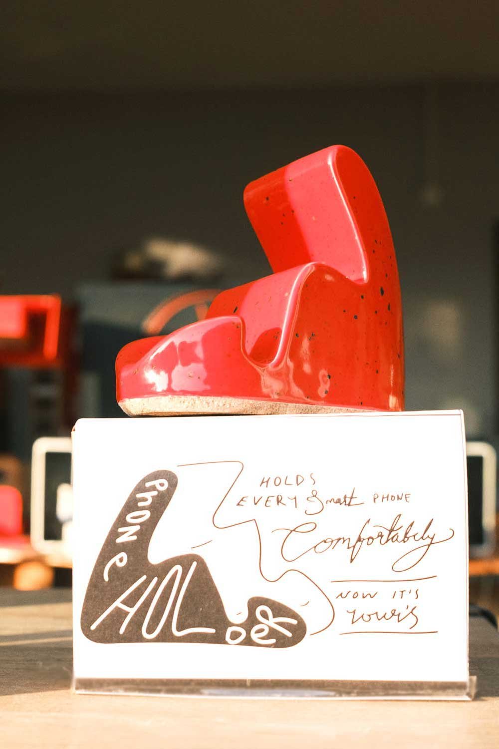 Bitti Gitti-Seramik Telefon Yuvası-Telefon Tutucu-3-Milagron.com