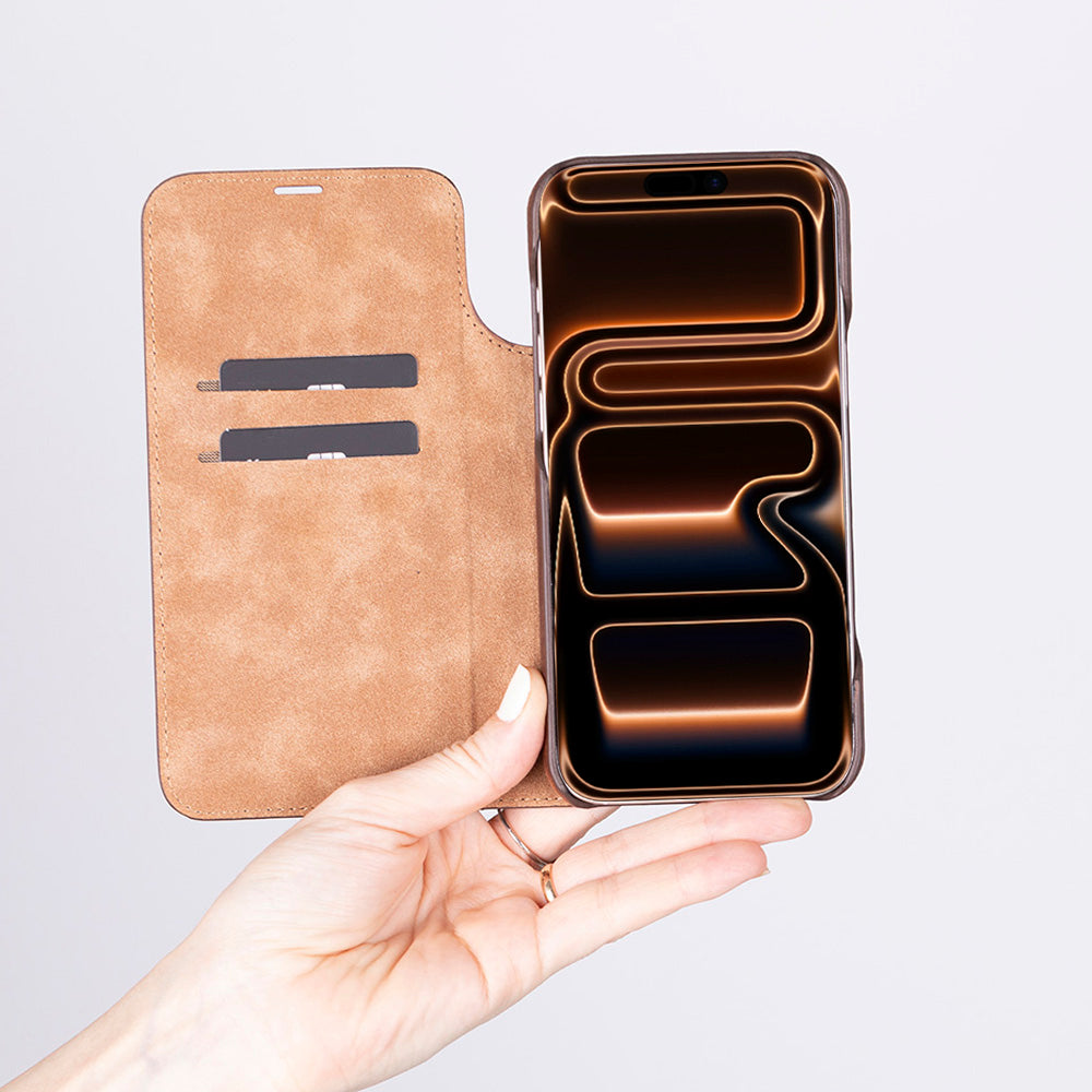 Bloomcase Magic Wallet Onyx Black Apple Iphone 17 Pro (6.3") Hakiki Deri Çıkarılabilir Cüzdanlı Telefon Kılıfı