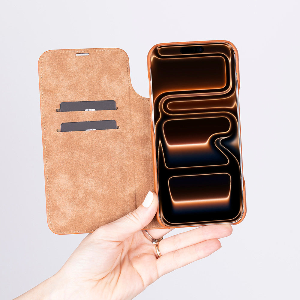 Bloomcase Magic Wallet Tan Apple Iphone 17 Pro Max (6.9") Hakiki Deri Çıkarılabilir Cüzdanlı Telefon Kılıfı