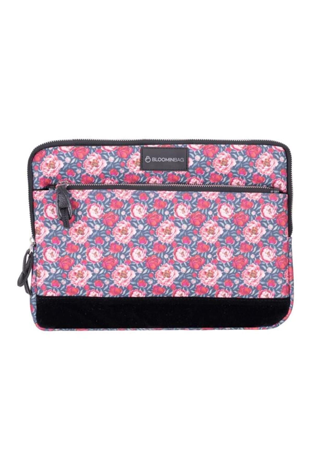Blossom Lovin' 15 16 Inç Laptop / Mac Book Kılıf - 0
