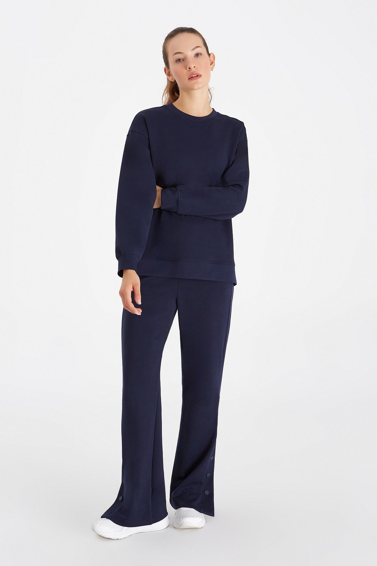 Boboist-Boboist Ellie Sweatshirt Elle çıtçıt Detaylı Sweatshirt-Sweatshirt-4-Milagron.com