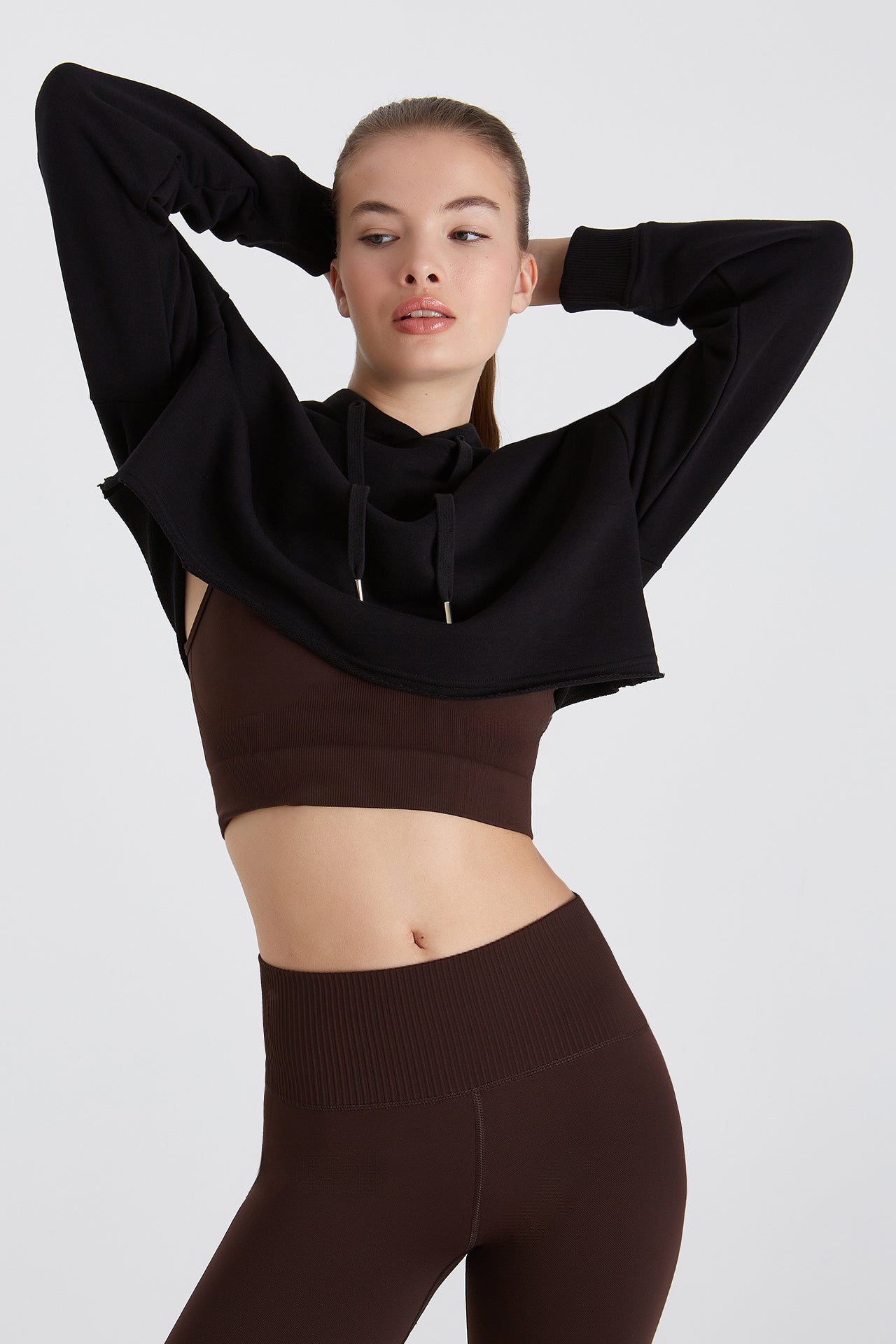 Boboist-Boboist Everly Sweatshirt Everly Kapüşonlu Kısa Sweatshirt-Sweatshirt-2-Milagron.com