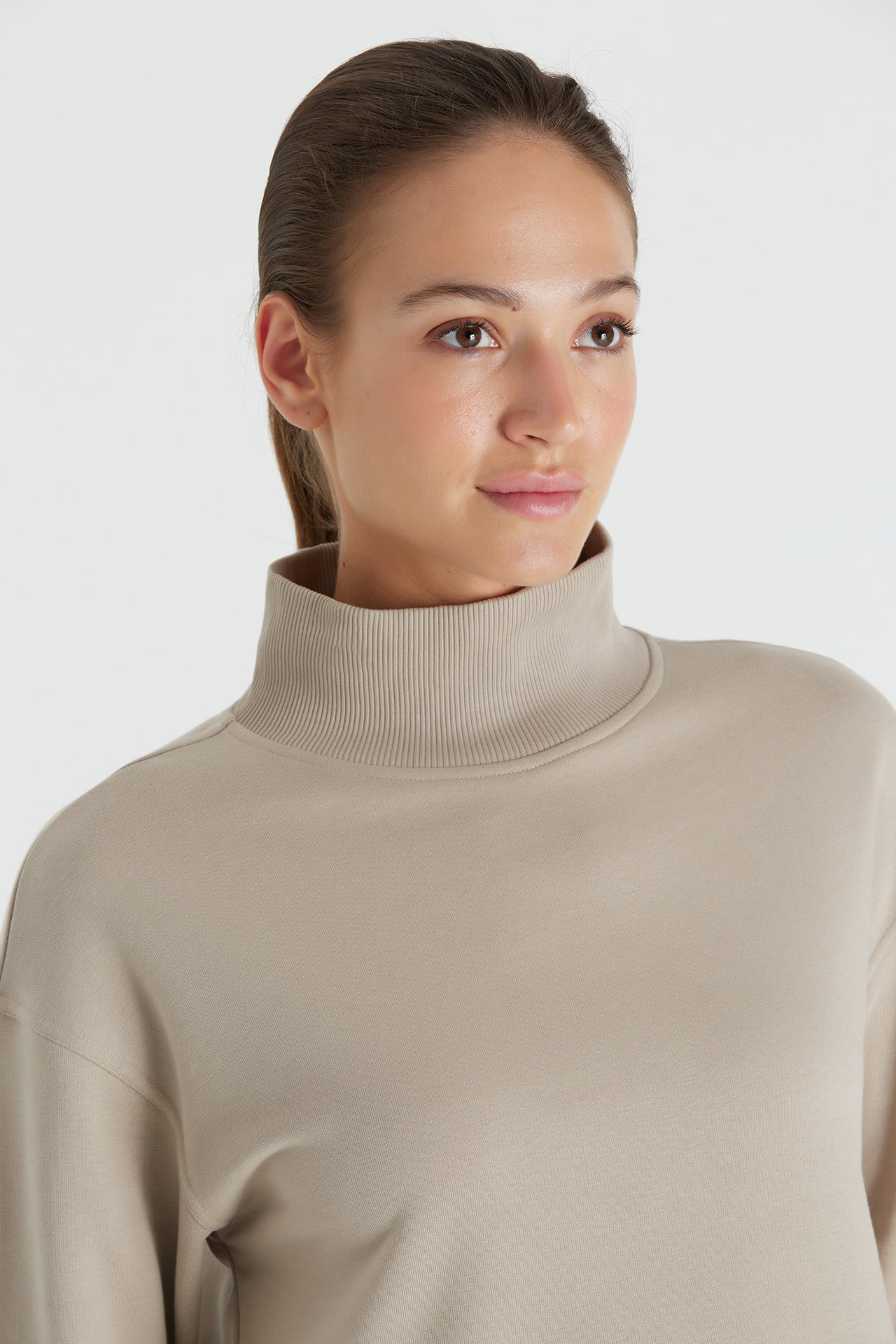 Boboist-Boboist Lori Sweatshirt Lori Dik Yaka Kısa Sweatshirt-Sweatshirt-3-Milagron.com