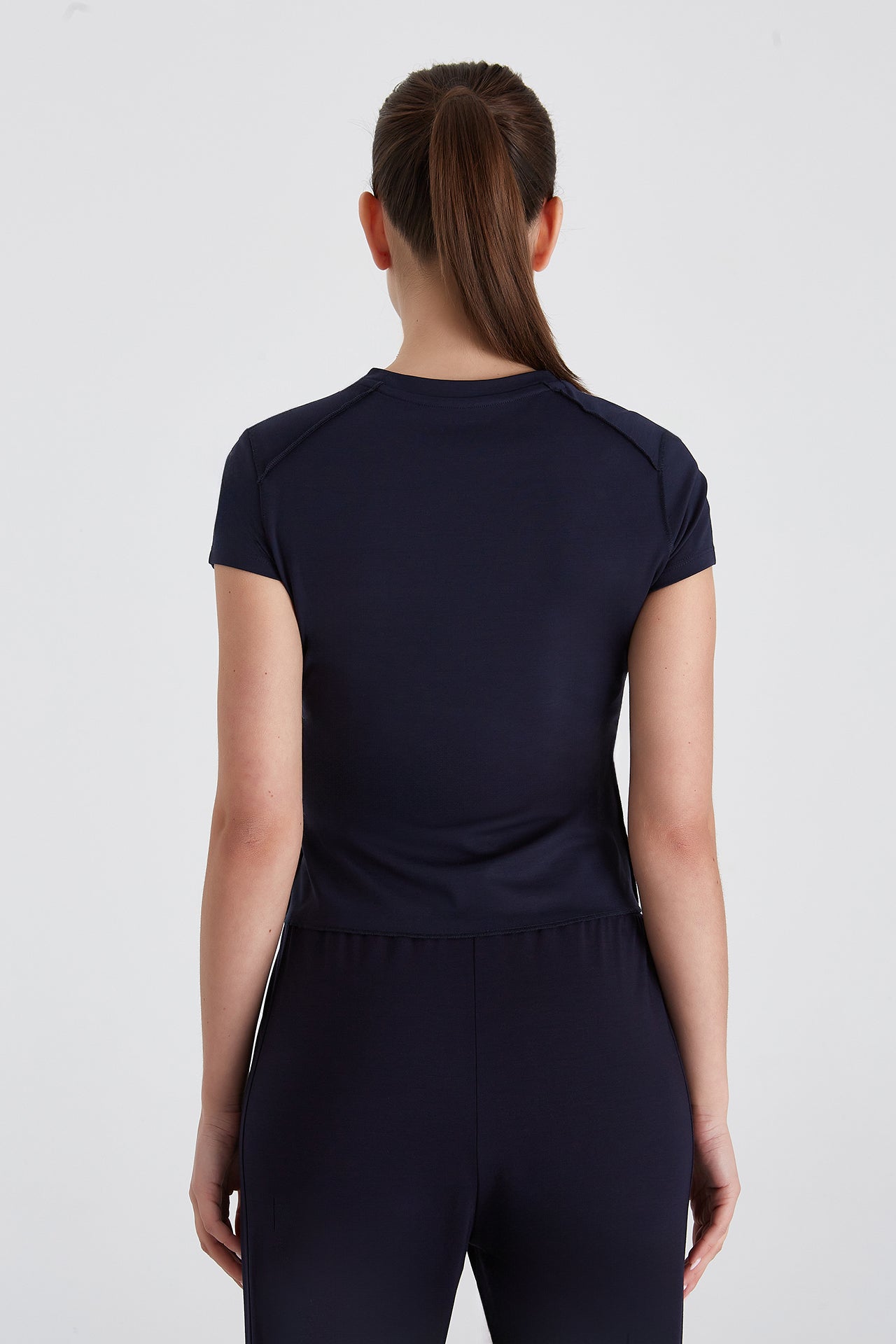 Boboist-Cecile Tshirt Cecile Dikiş Detaylı Tshirt-T-Shirts-2-Milagron.com