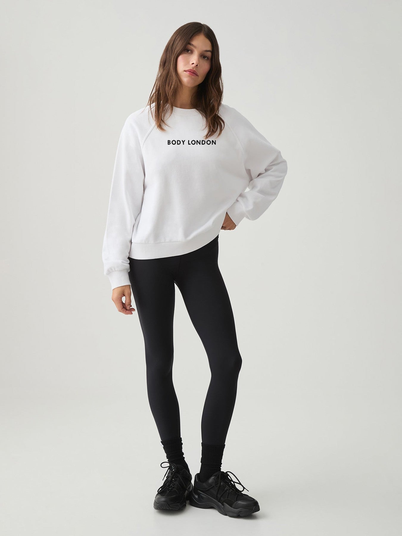 Body London-Body London Pamuklu Normal Kalıp Oversize Günlük Beyaz Sweatshirt-Sweatshirts & Hoodies-3-Milagron.com
