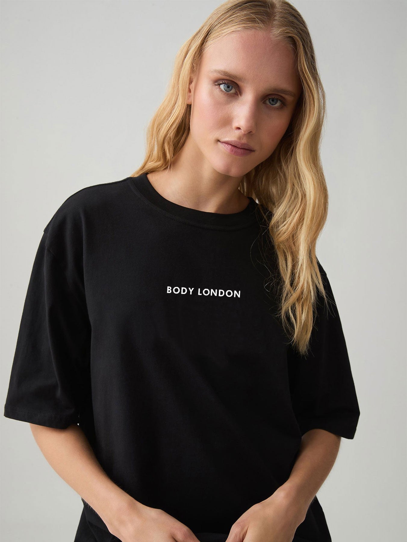 Body London-Retro Body London Logo Tişört-T-Shirt-1-Milagron.com