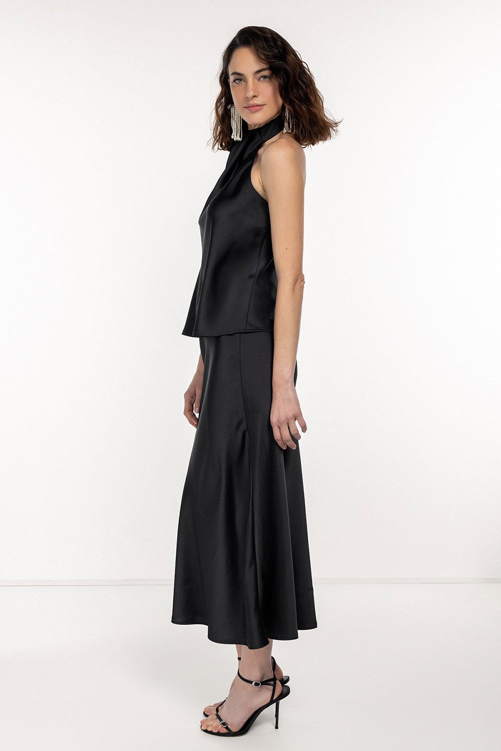 Boneqa Barcelona-Belden Lastikli Volanlı Siyah Midi Etek-Etek-3-Milagron.com