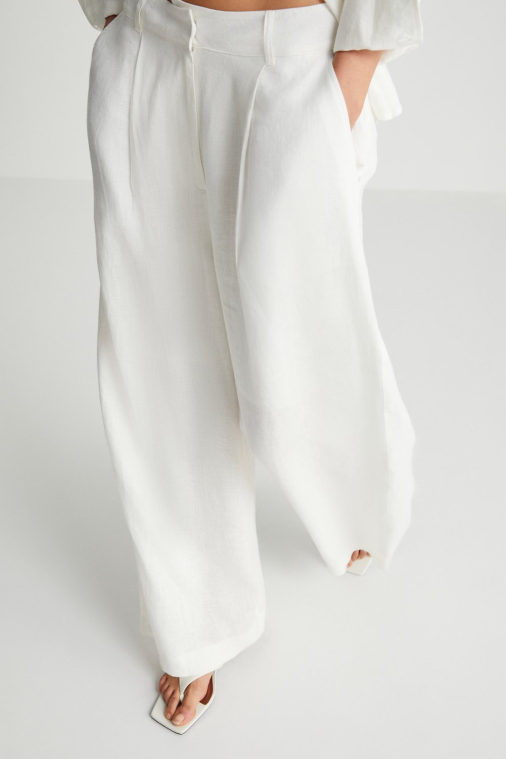 Boneqa Barcelona-Beyaz Keten Pantolon-Pantolon-2-Milagron.com