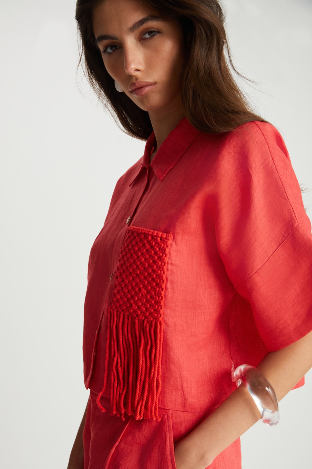 Boneqa Barcelona-Cep Detaylı Kırmızı Keten Gömlek-Gömlek-3-Milagron.com