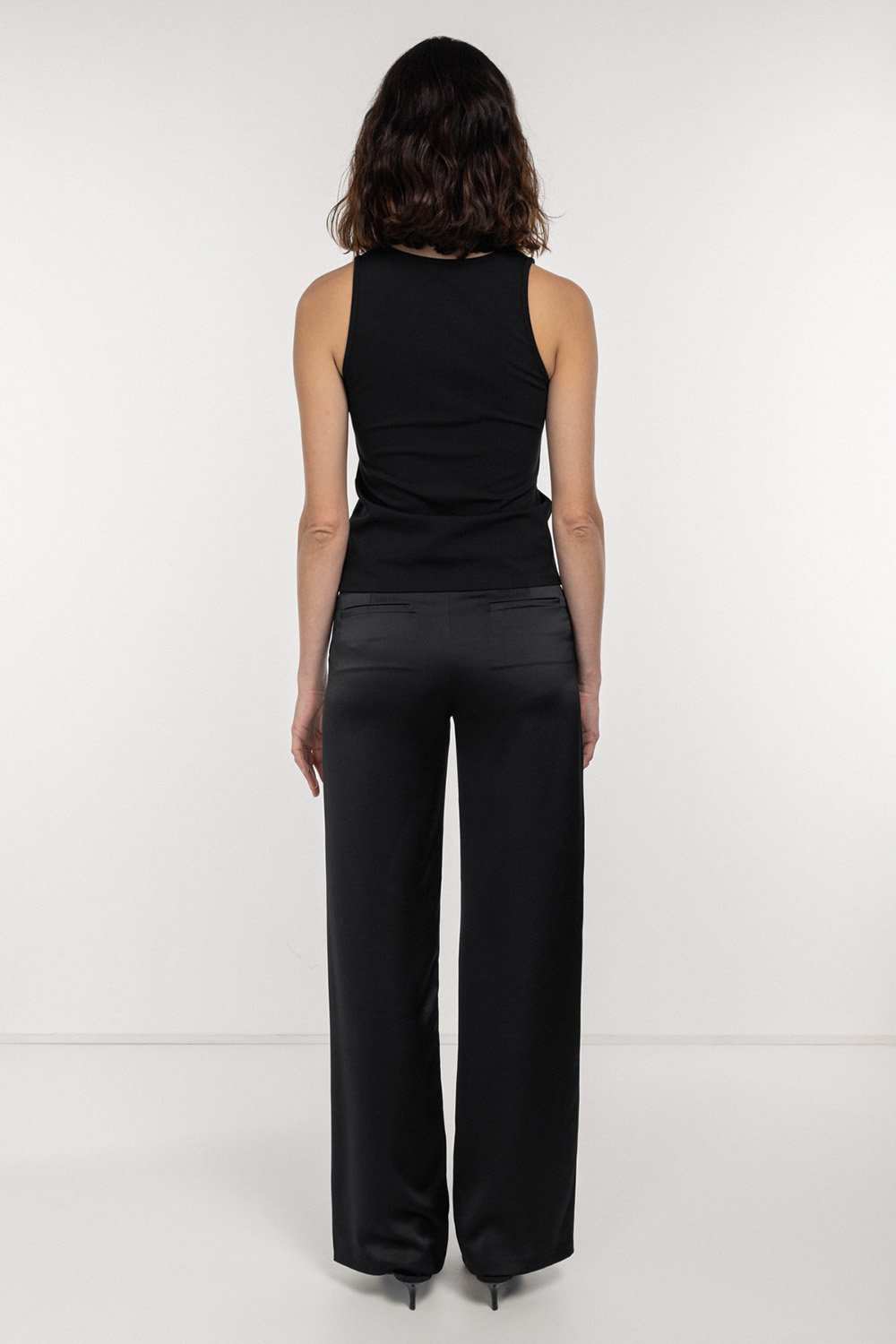 Boneqa Barcelona-Cep Detaylı Saten Fit Pantolon-Pantolon-6-Milagron.com