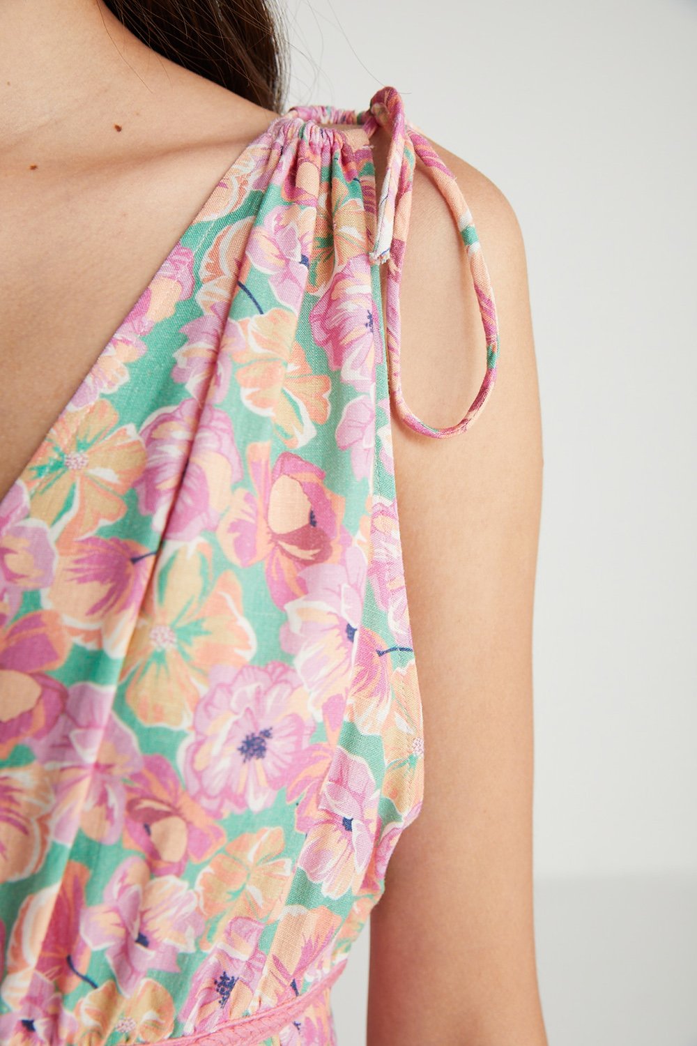 Boneqa Barcelona-Çiçek Desenli Askılı Elbise-Elbise-2-Milagron.com