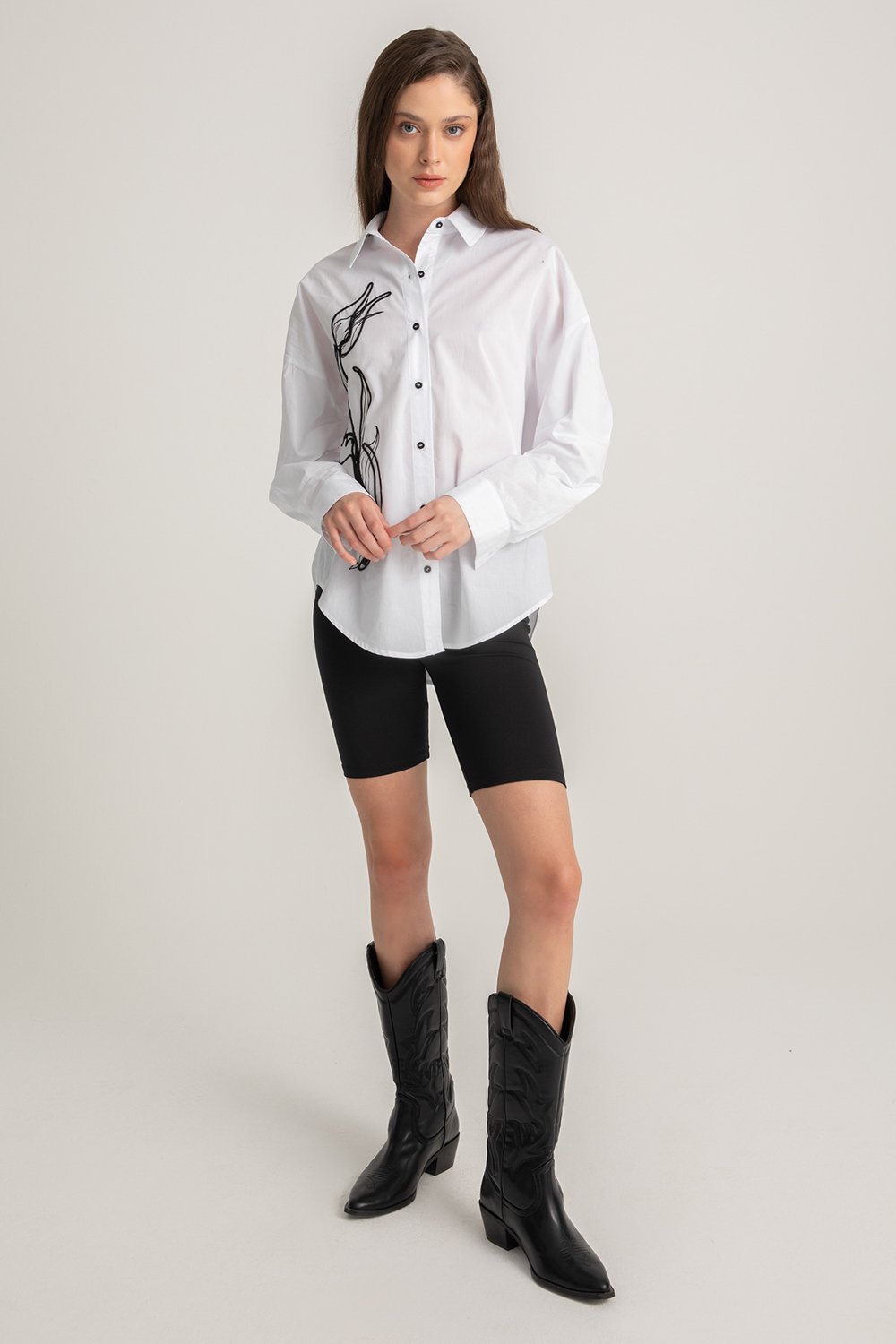 Boneqa Barcelona-Ebru Lale İşlemeli Gömlek-Gömlek-2-Milagron.com