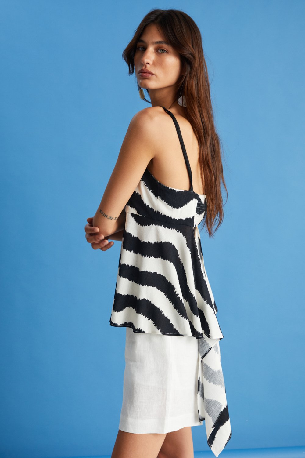 Boneqa Barcelona-Ekru Keten Şort-Şort-3-Milagron.com