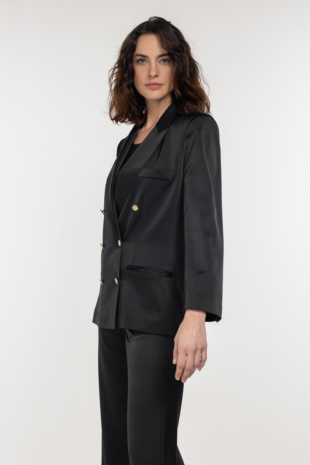 Boneqa Barcelona-Gold Düğme Detaylı Saten Blazer Ceket-Ceket-3-Milagron.com