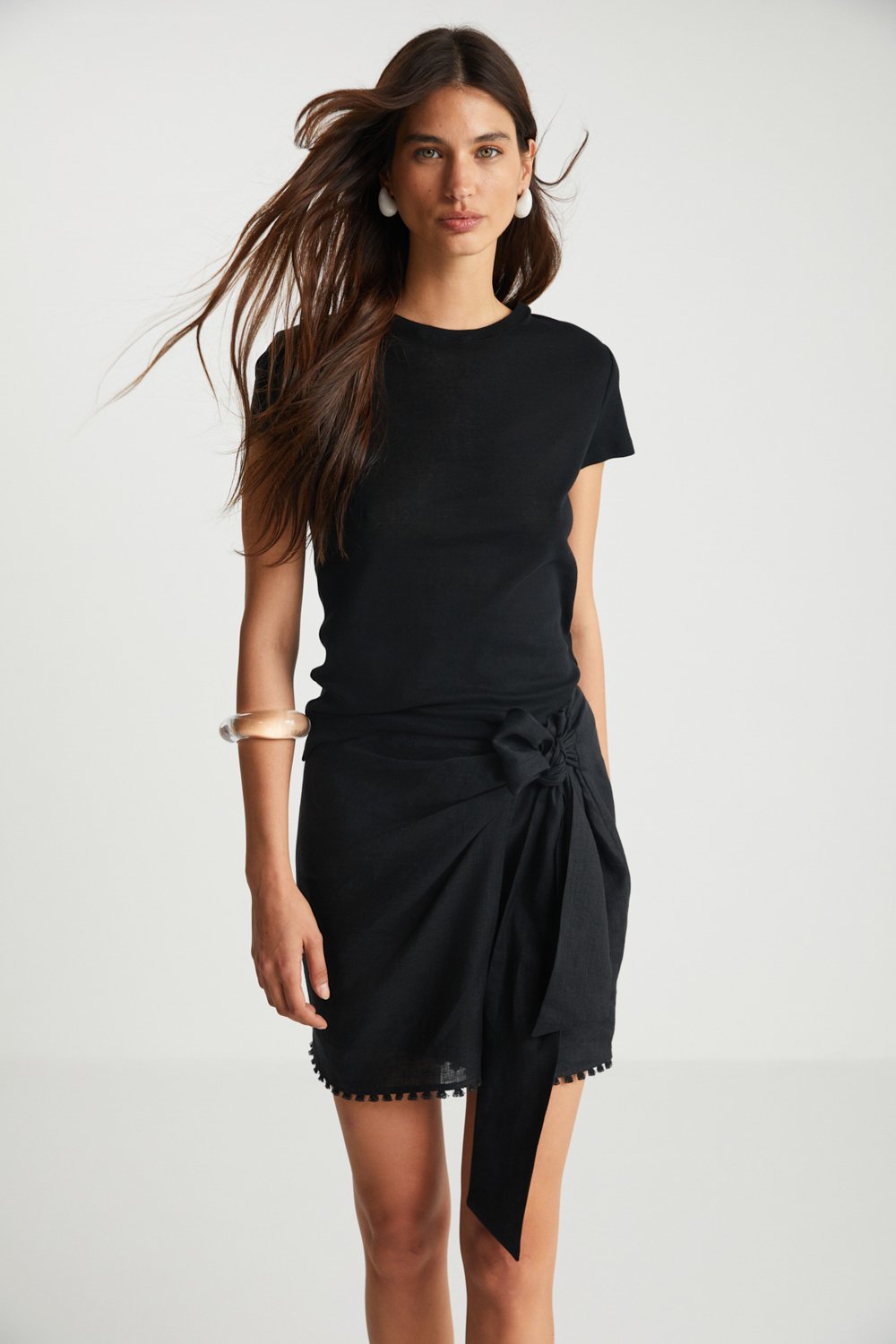 Boneqa Barcelona-Günlük Basic Siyah Tişört-T-Shirts-5-Milagron.com