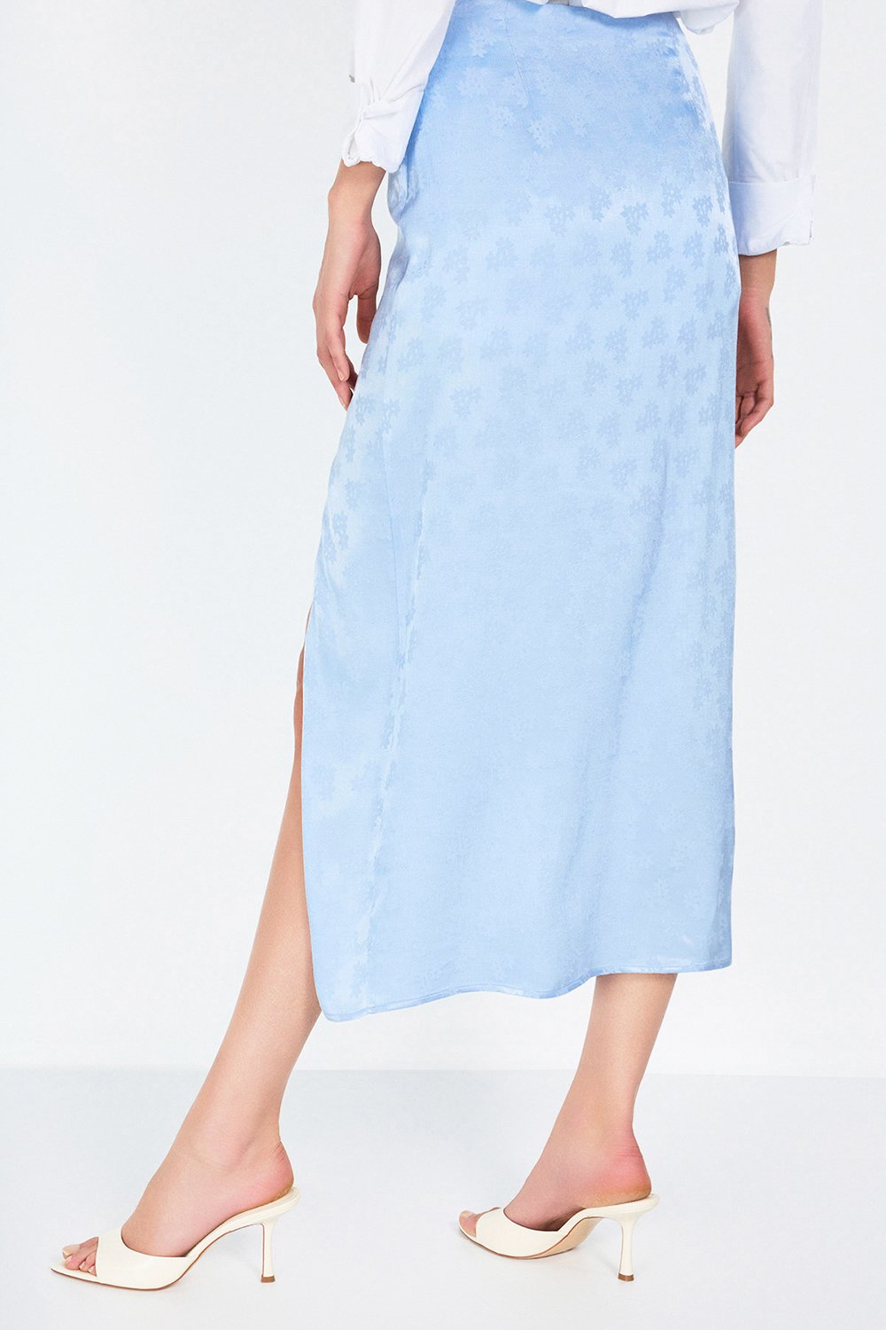 Boneqa Barcelona-Jakarlı Önden Düğme Detaylı Mavi Midi Etek-Etek-6-Milagron.com