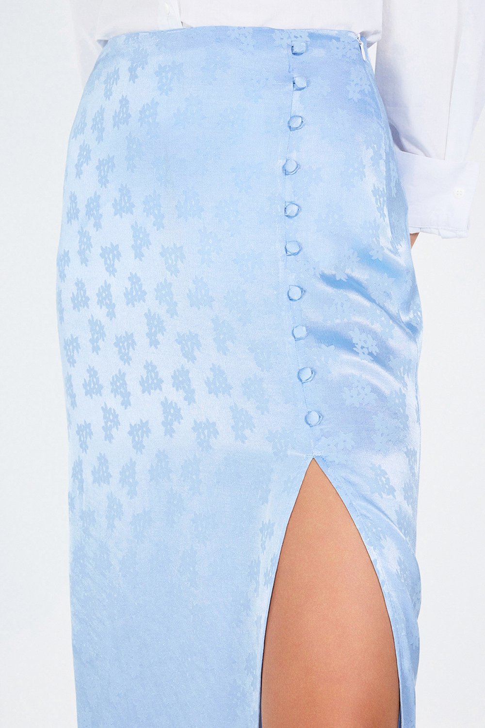 Boneqa Barcelona-Jakarlı Önden Düğme Detaylı Mavi Midi Etek-Etek-7-Milagron.com