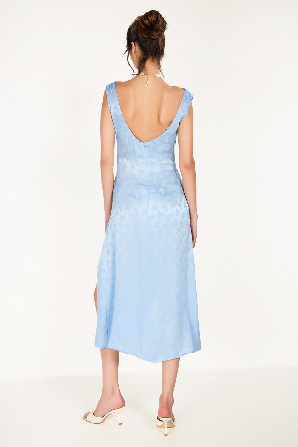 Boneqa Barcelona-Jakarlı Yandan Yırtmaç Detaylı Mavi Elbise-Elbise-8-Milagron.com