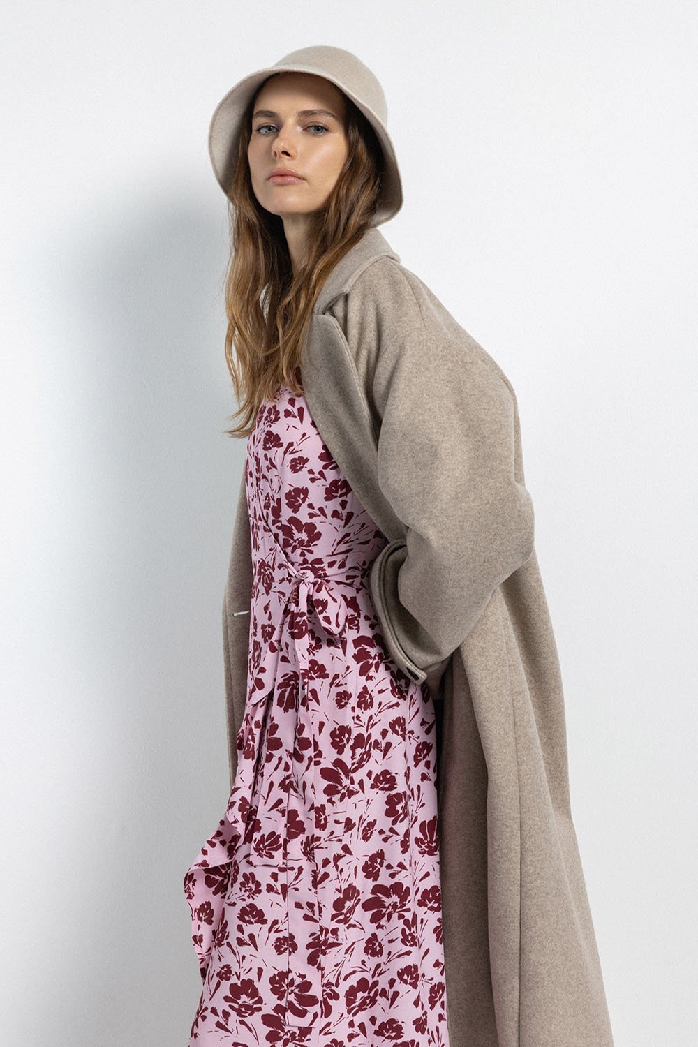 Boneqa Barcelona-Kruvaze Yaka Detaylı Desenli Elbise-Elbise-3-Milagron.com