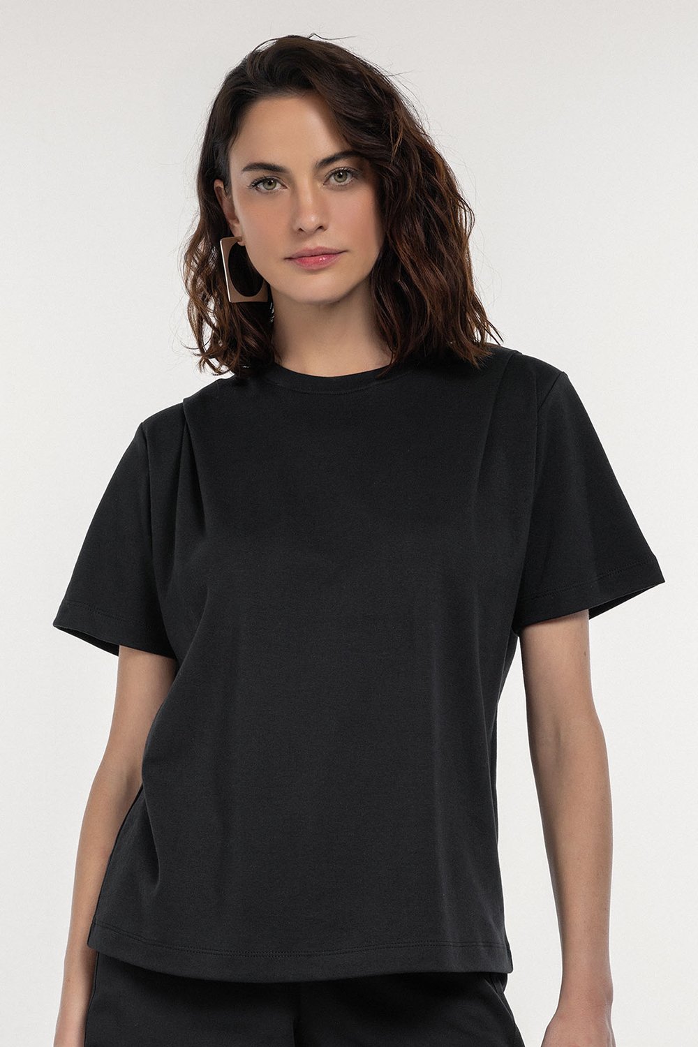 Boneqa Barcelona-Pamuklu Siyah Basic Tişört-T-Shirts-4-Milagron.com