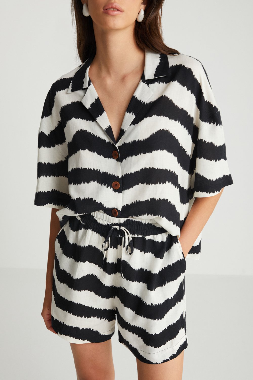 Boneqa Barcelona-Zebra Desenli Şort-Şort-6-Milagron.com