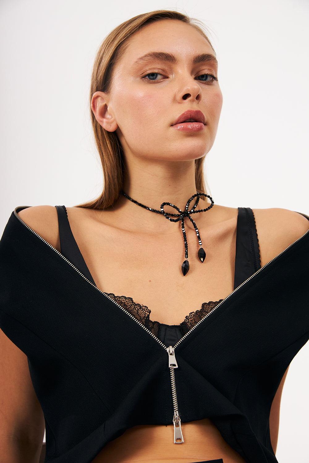 Bonette-Fiyonque Choker Jet-Kolye-5-Milagron.com