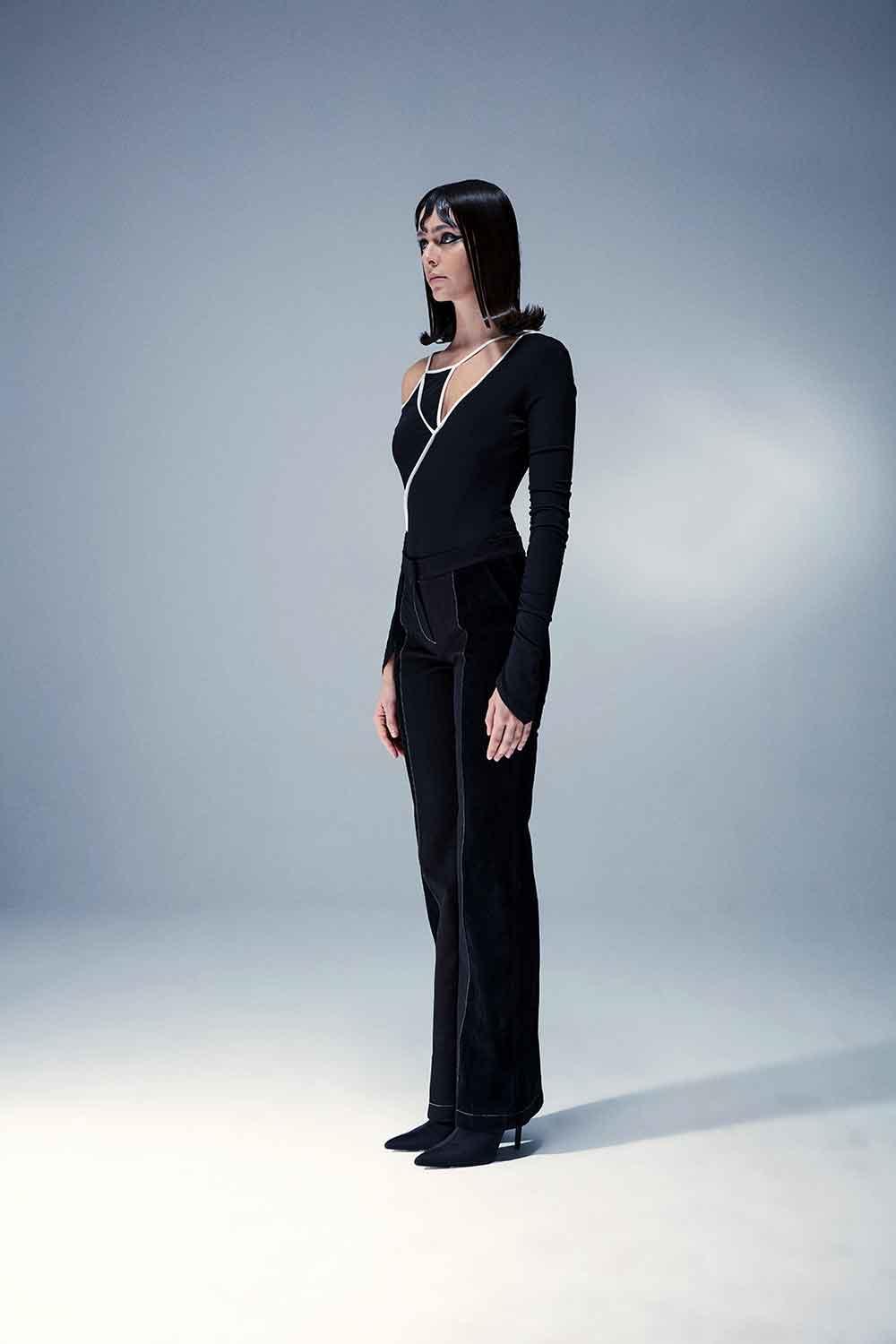 Born Villain-Onna Body-Top-5-Milagron.com