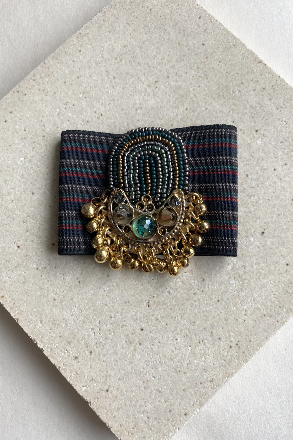 Brambuta-Çizgili Etnik Bileklik-Bileklik-2-Milagron.com