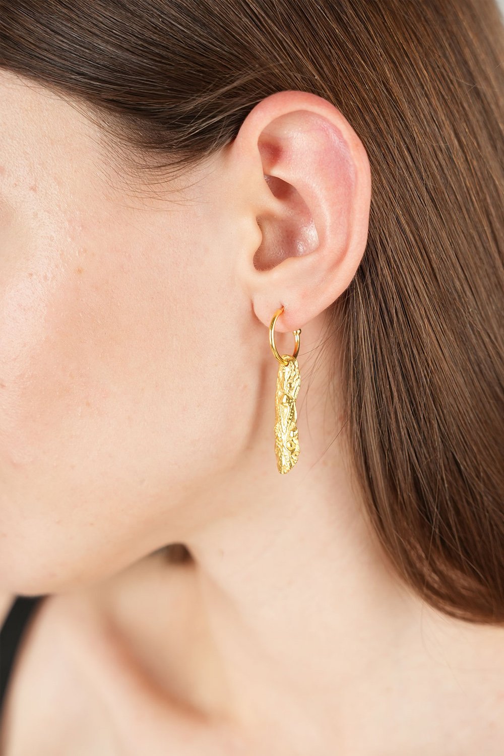 Brambuta-İsis Hoops Halka Küpe Medium-Küpe-1-Milagron.com