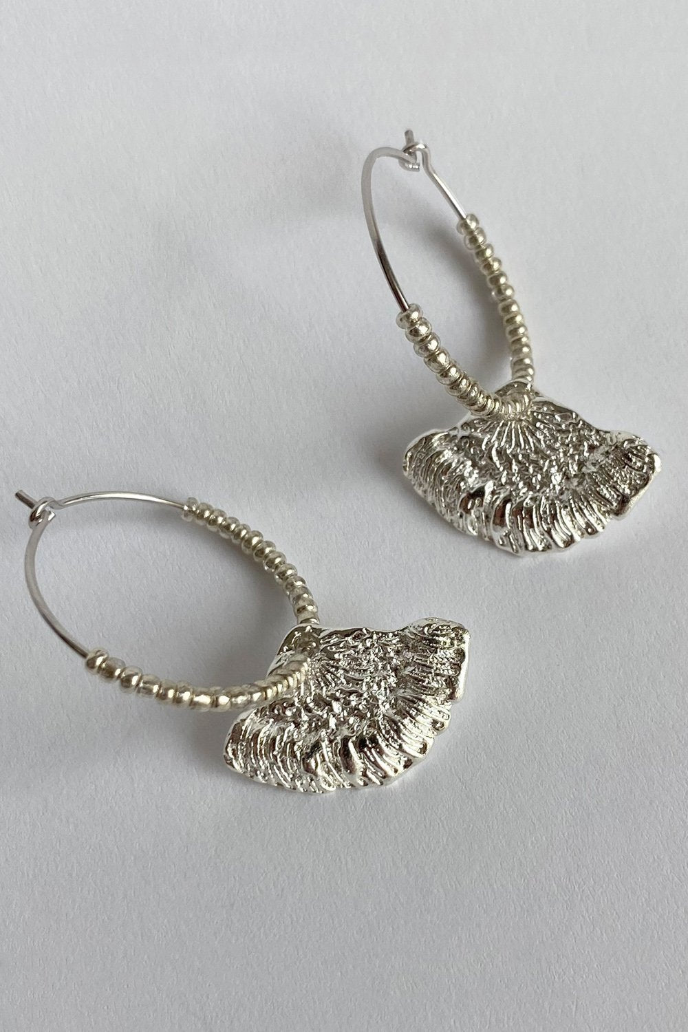 Brambuta-Venüs Halka Küpe Beyaz-Küpe-3-Milagron.com