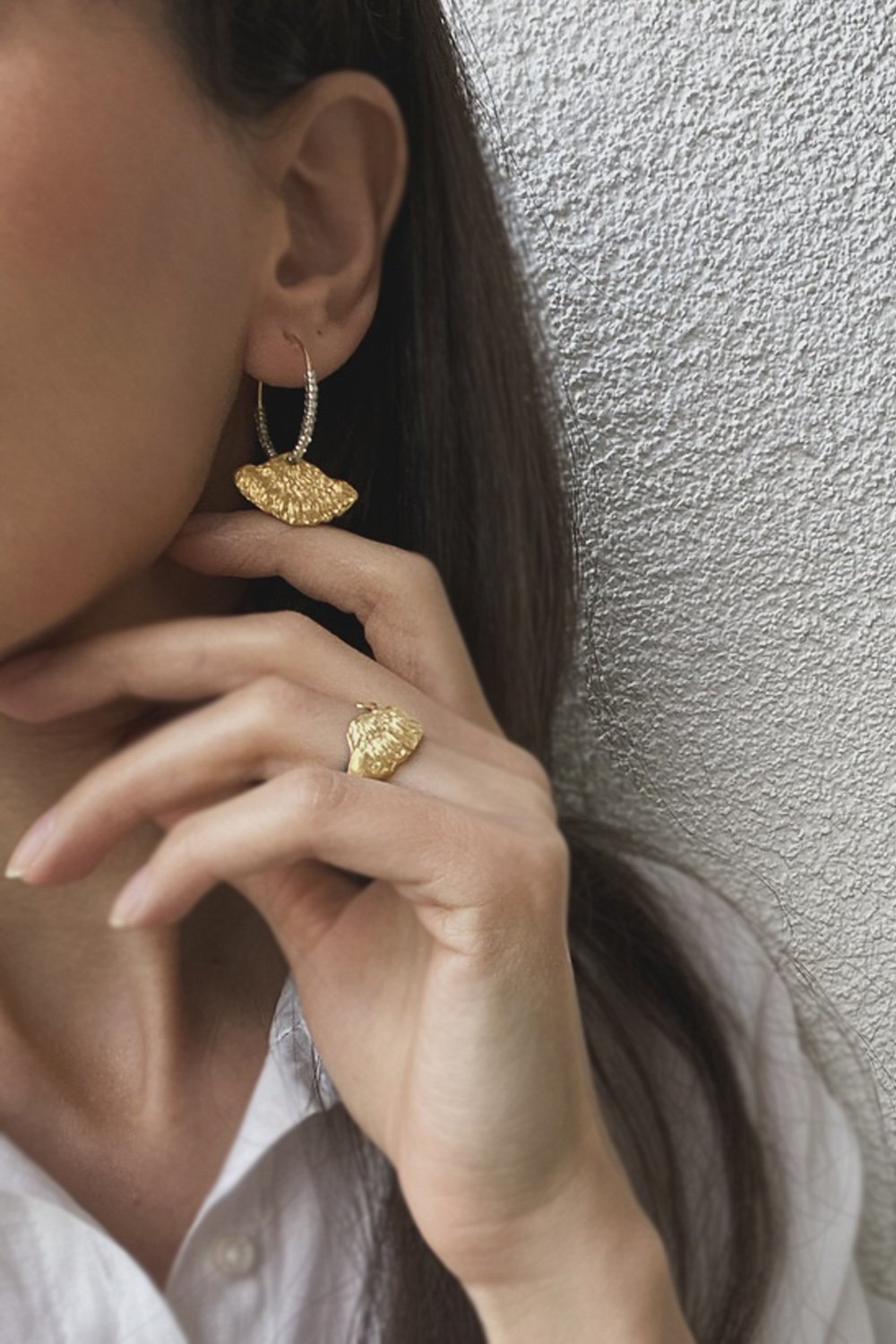 Brambuta-Venüs Halka Küpe Gold-Küpe-4-Milagron.com