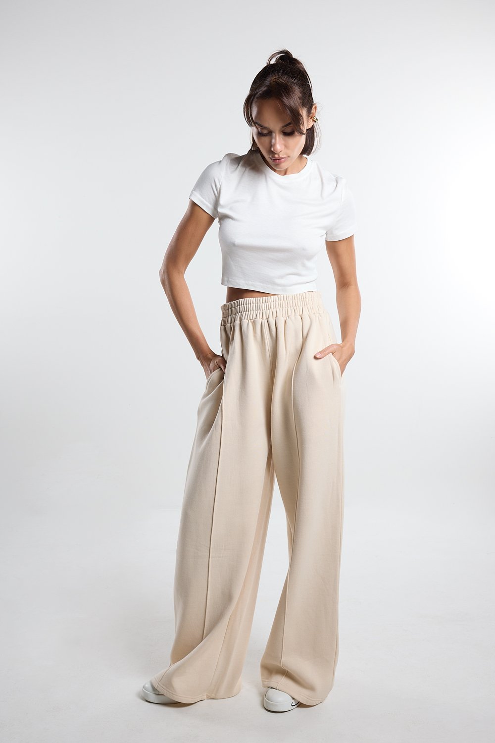 Christina's Storm-Comfy Wide Leg Jogger-Pantolon-1-Milagron.com