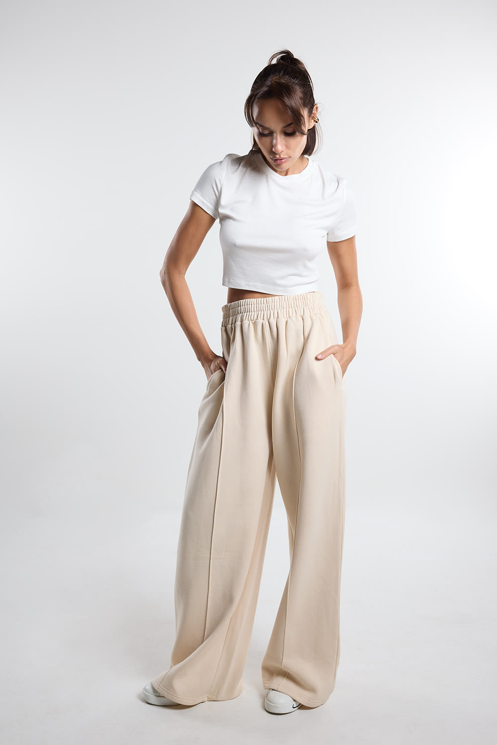 Christina's Storm-Comfy Wide Leg Jogger-Pantolon-2-Milagron.com