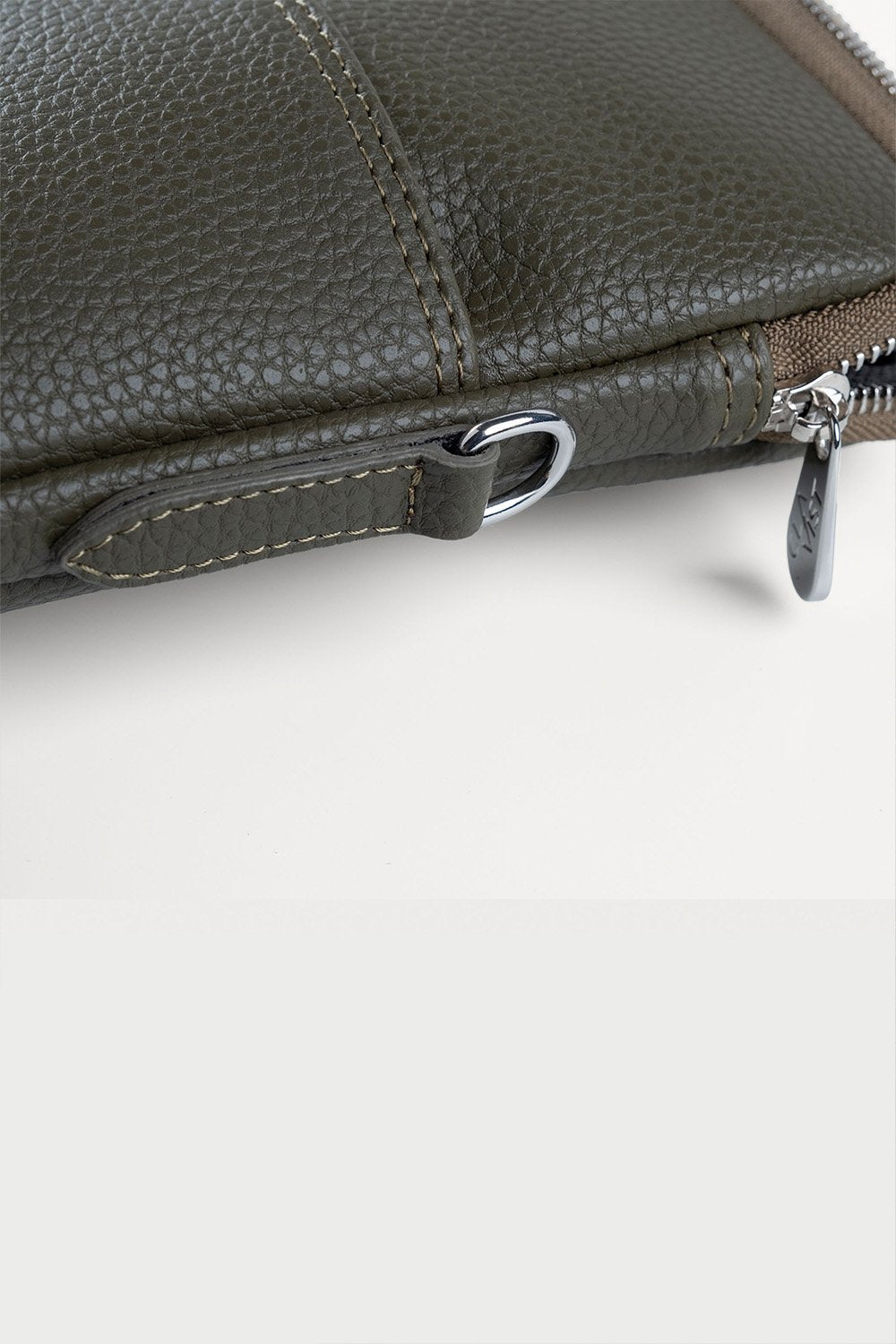 Clavist-Vegan Deri Portföy Çanta Haki-Laptop & Evrak Çantası-7-Milagron.com