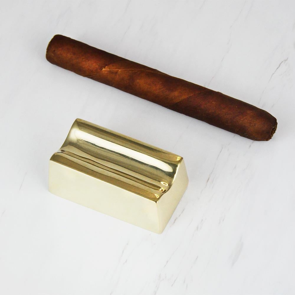 Coho Objet-Patron Dark&Gold Edition Prinç Döküm Puro Sehpası-Puro Küllüğü-2-Milagron.com