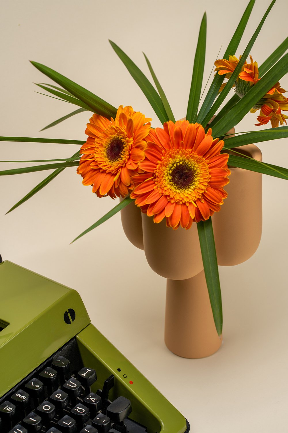 Color Reflect-Long Vazo-Vazo-4-Milagron.com