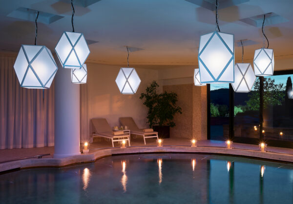 Muse Diş Mekan Büyük Sarkit 1L Si̇yah Ø60X150 Cm E27 1Xled Ip65