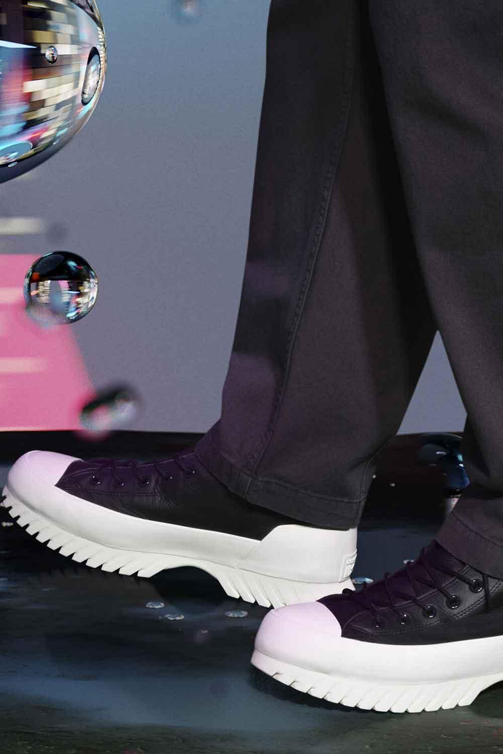 Converse-Chuck Taylor All Star Lugged Winter 2.0 Hi Black-Bot-11-Milagron.com