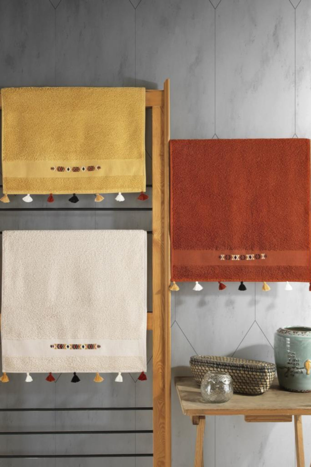 Cotton Box-Cotton Box %100 Pamuk 3'lü Nakışlı Püsküllü Havlu Seti Hardal Ekru Kiremit-El Yüz Havlusu-1-Milagron.com